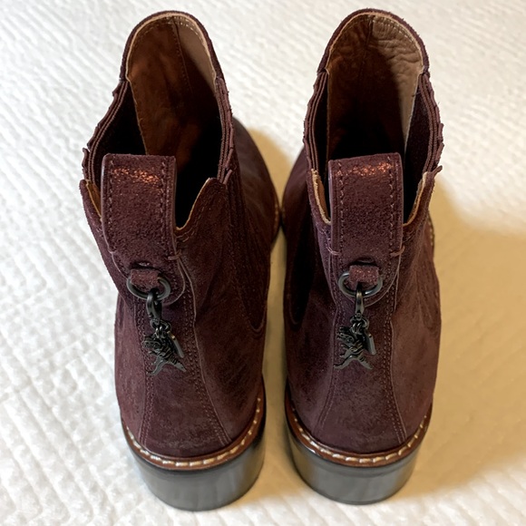 Coach Bowery Chelsea Boot Maroon Glitter Suede Western Leather Women’s Size 8.5 - Picture 7 of 16